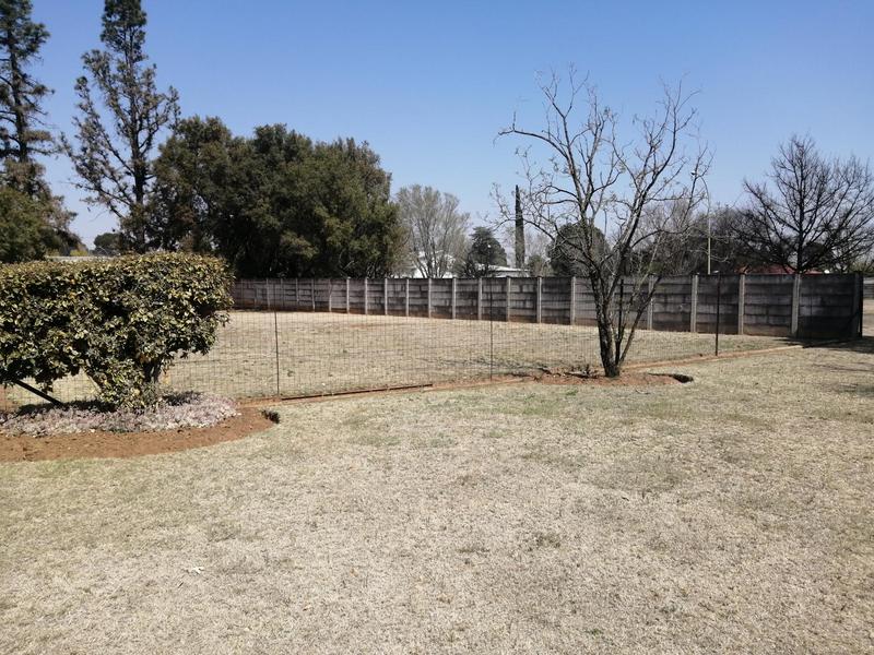 To Let 4 Bedroom Property for Rent in Bothaville Free State
